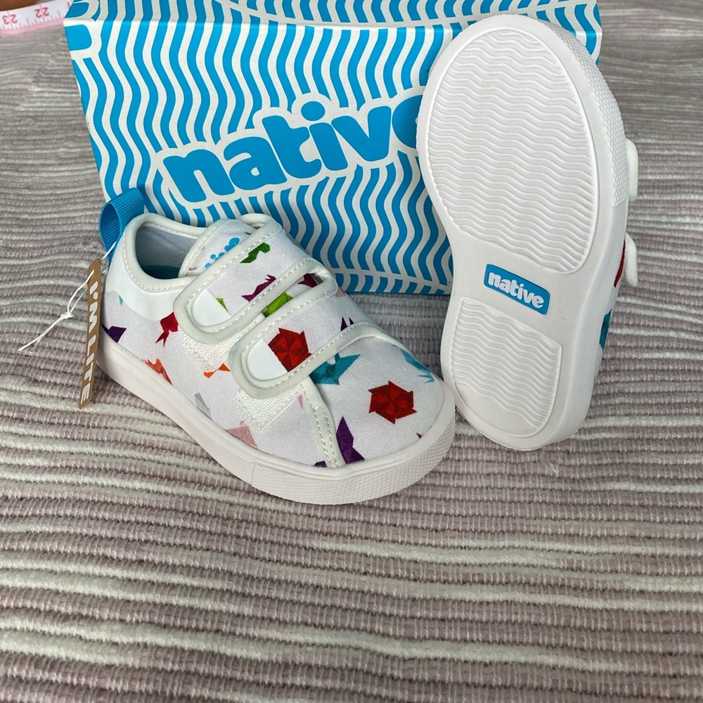 ! Brand new ! Native shoes - super light slip-on